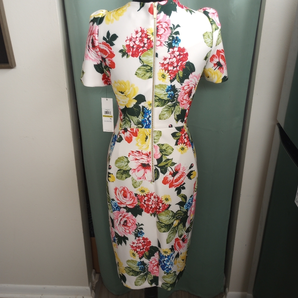 Chic Calvin Klein Floral Dress - Picture 3 of 5